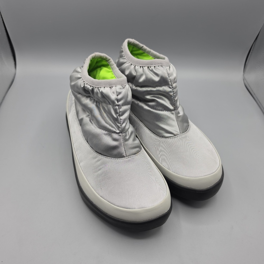 Oofos OOmg Booties Womens 8 Silver Recovery Shoes Cushioned Ankle Boots Shiny